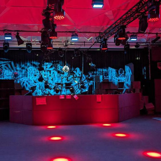 Die Bühne der Lounge beim 37C3